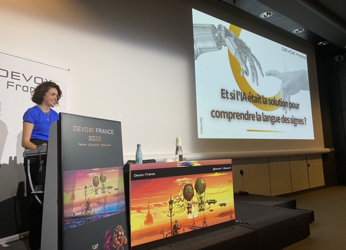 AnissaBenkh's tweet photo. 🚨TALK « Et si l’IA était la solution pour comprendre la langue des signes ? »
@EleaPetton pour @DevoxxFR !
@OVHcloud_FR @OVHcloud_Tech https://t.co/6rLPvfmBLw