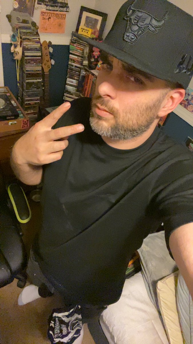 dentalworknoise's tweet photo. Back in the studio. New/exclusive alternative hip-hop beats for sale. New albums out from @dentalworknoise #PigDukE #DevilsNightGangstaz #JayWatson #EvichMirt and more. Up next: @brigidbites EP/exclusive #GOTJ interview, Team Eastside D-Nice exclusive interview, new shop otw. 😼 https://t.co/tFTZbubdKq