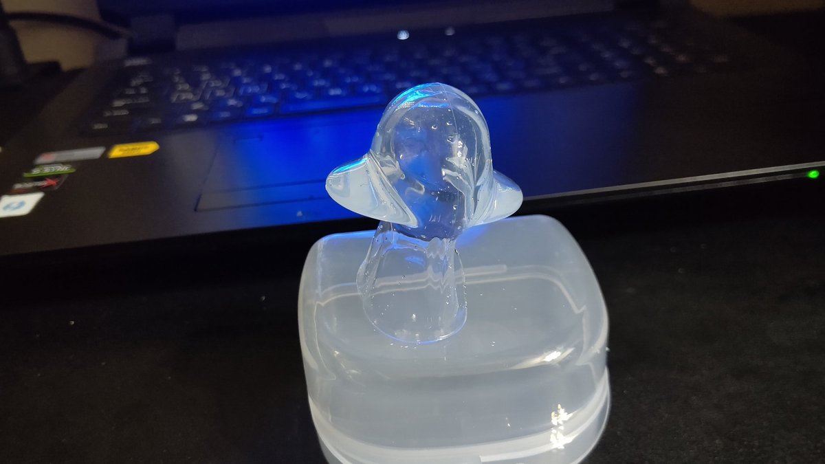 office_fusions's tweet photo. 学生時代から睡眠が浅く、いびきに悩まされてました。
耳鼻科で無呼吸の検診をしようかと思った矢先、舌用マウスピースをAmazonで見つけて試したら、即改善されたので紹介します。
医者に行ってたら検診だけで3500円コースでした。
#無呼吸 #いびき #睡眠 #病気 #便利グッズ https://t.co/ErPET6a8E5