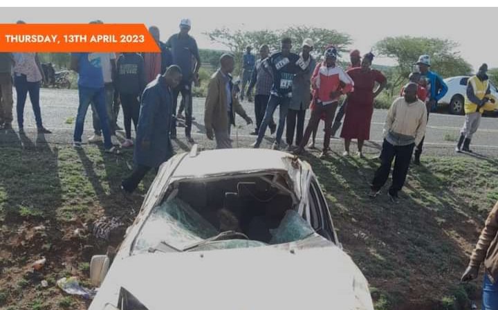 #happeningnow Child killed, nine others injured after a car they were travelling in to school lost control and rolled at Kiangini area on the Wote-Makindu road, eyewitnesses say