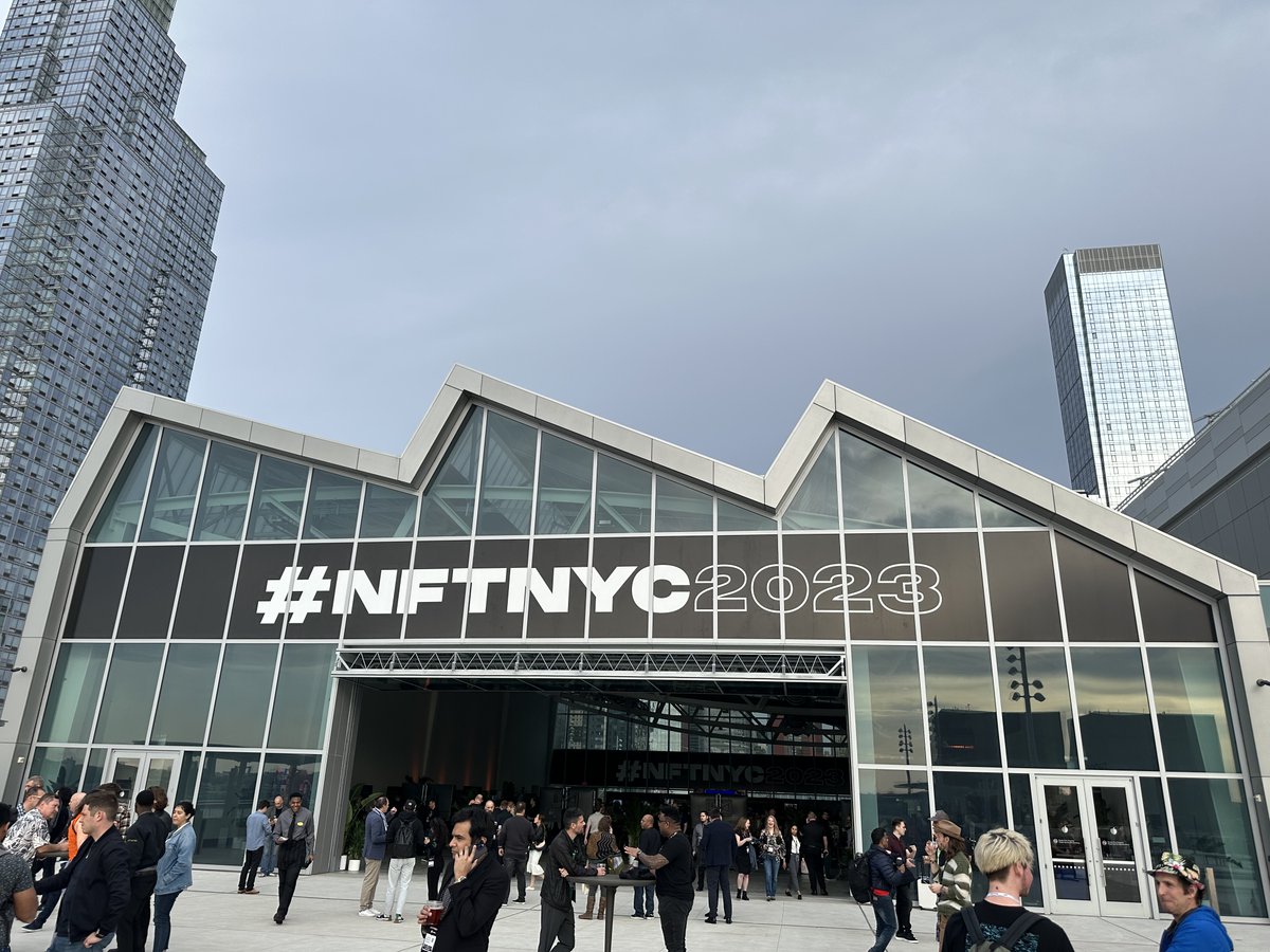 6,000+ attendees at <a href="/NFT_NYC/">NFT.NYC</a>, who else is here? #NFTNYC2023