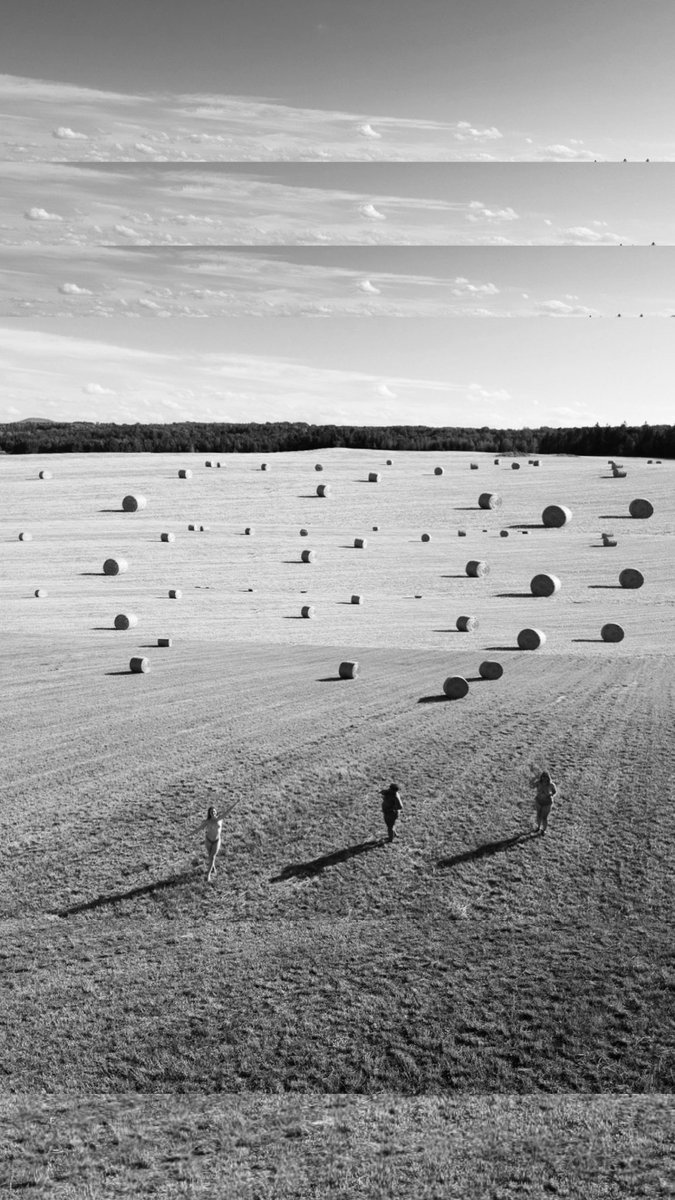 Good Morning from Micro-Nude©. #NFTComminity #photography #art #digitalart #follow #like #retweet #share