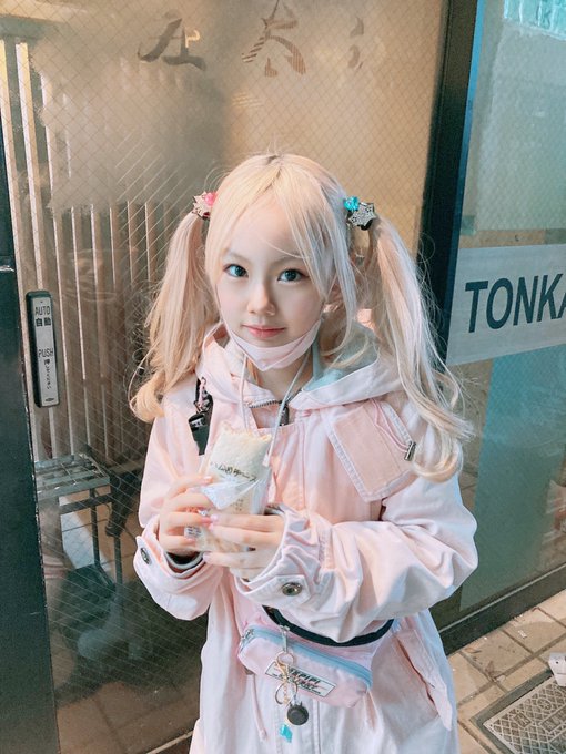 Twitterのコスプレ画像23