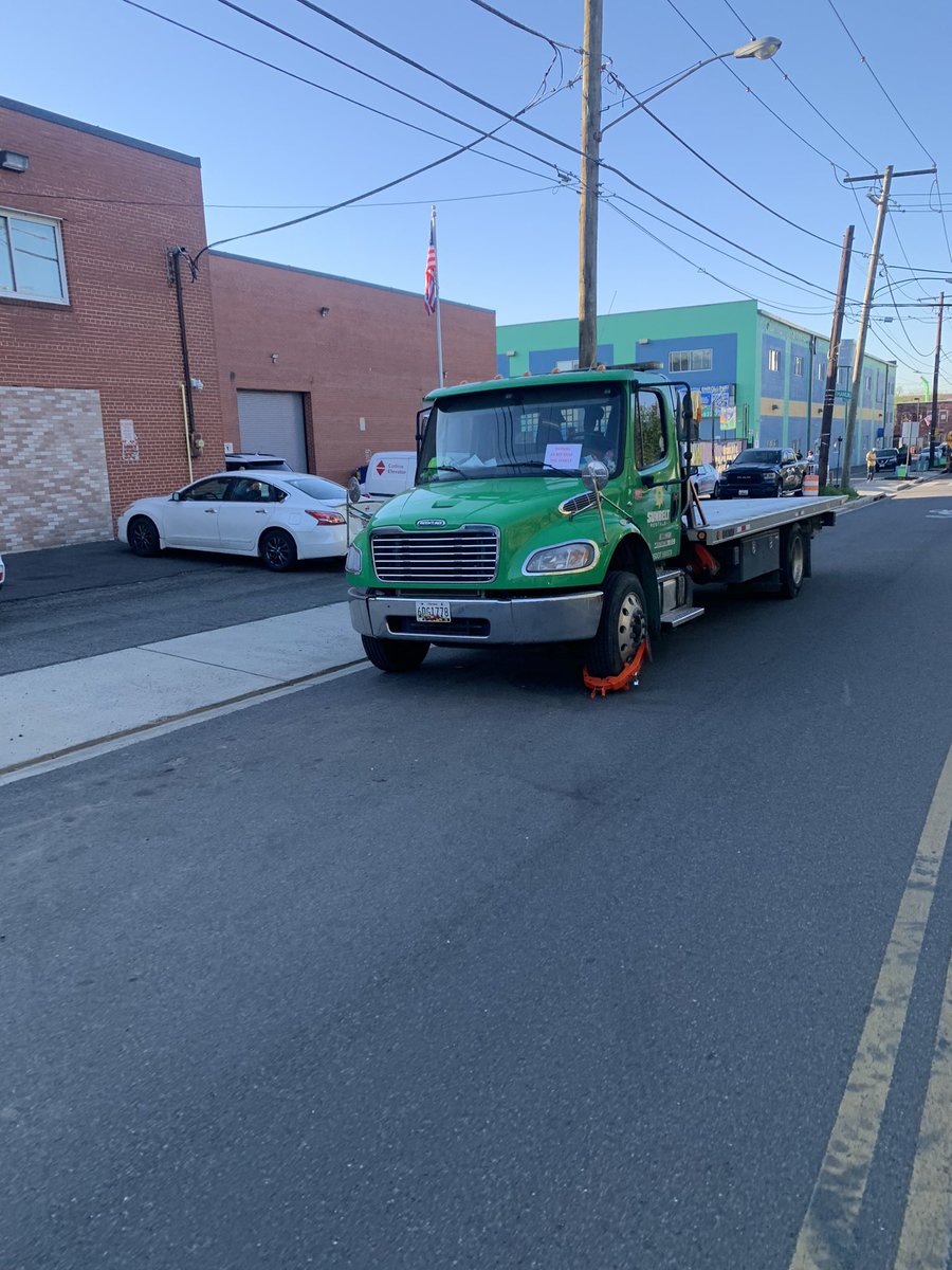 Good morning to 8th street. #bikedc