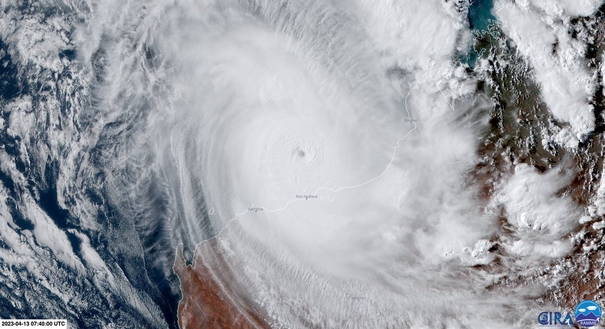 Tropical #CycloneIlsa is the third category 5 system of the 2022-23 Australian cyclone season (joining Herman and Darian). This is first time in 23 years we have seen three category 5 tropical cyclones in a single season.

📷: RAMMB/CIRA