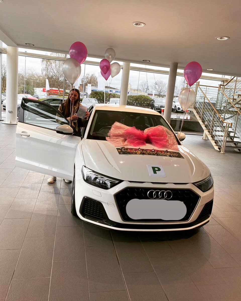 group1autouk's tweet image. Just passed 🚗🙌

Congratulations to Alex who passed her #DrivingTest, first time 👏

Alex was then surprised by her mum at Audi Stockport with her very #FirstCar, this stunning #AudiA1 😍

We'd like to wish Alex many years of enjoyable and safe motoring!
