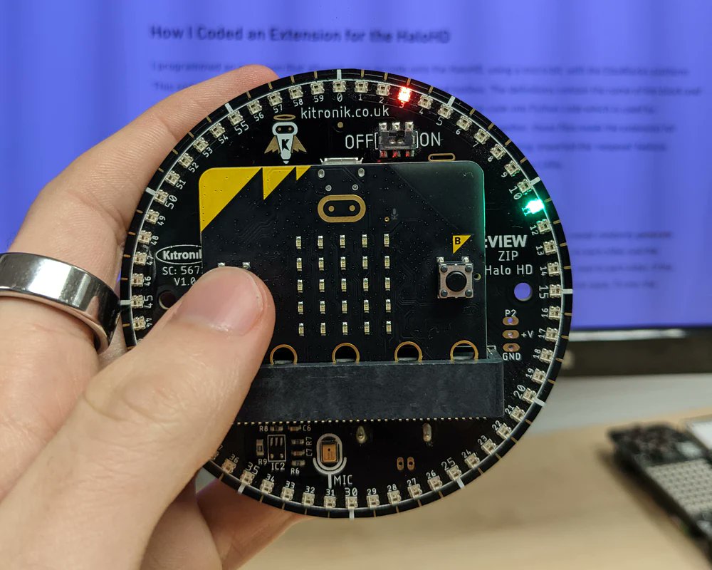 🎮 Luke from Aquinas College shows you how to create a reaction game for the Kitronik HaloHD for #microbit with #EduBlocks.

Learn how

kitronik.co.uk/blogs/resource…