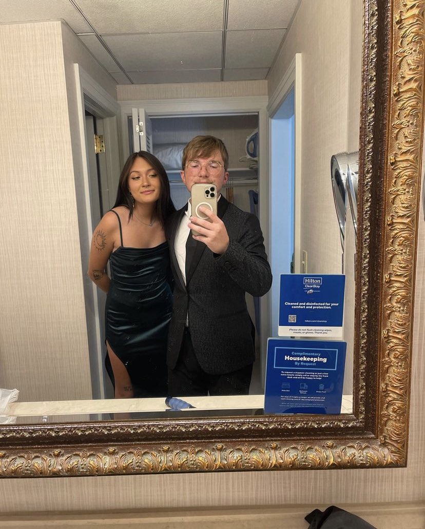 NORAlNBOW's tweet photo. Knew each other since intermediate school, both too scared to talk to each other until physics jr year.!Asked me if I had been to Barrio, if he won in cup pong he would take me for my first time. Next month is 3 years together and 1 year in our house! https://t.co/LxrLTJigW8
