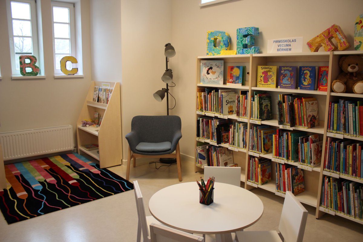 RigaCB's tweet photo. 22. aprīlī plkst. 10.00 lasītājus atkal gaida Rīgas Centrālās bibliotēkas Torņakalna filiālbibliotēka. Bibliotēkas jaunā adrese ir Ojāra Vācieša iela 2: https://t.co/0SJv3EZXmP https://t.co/79GVgMJWR3