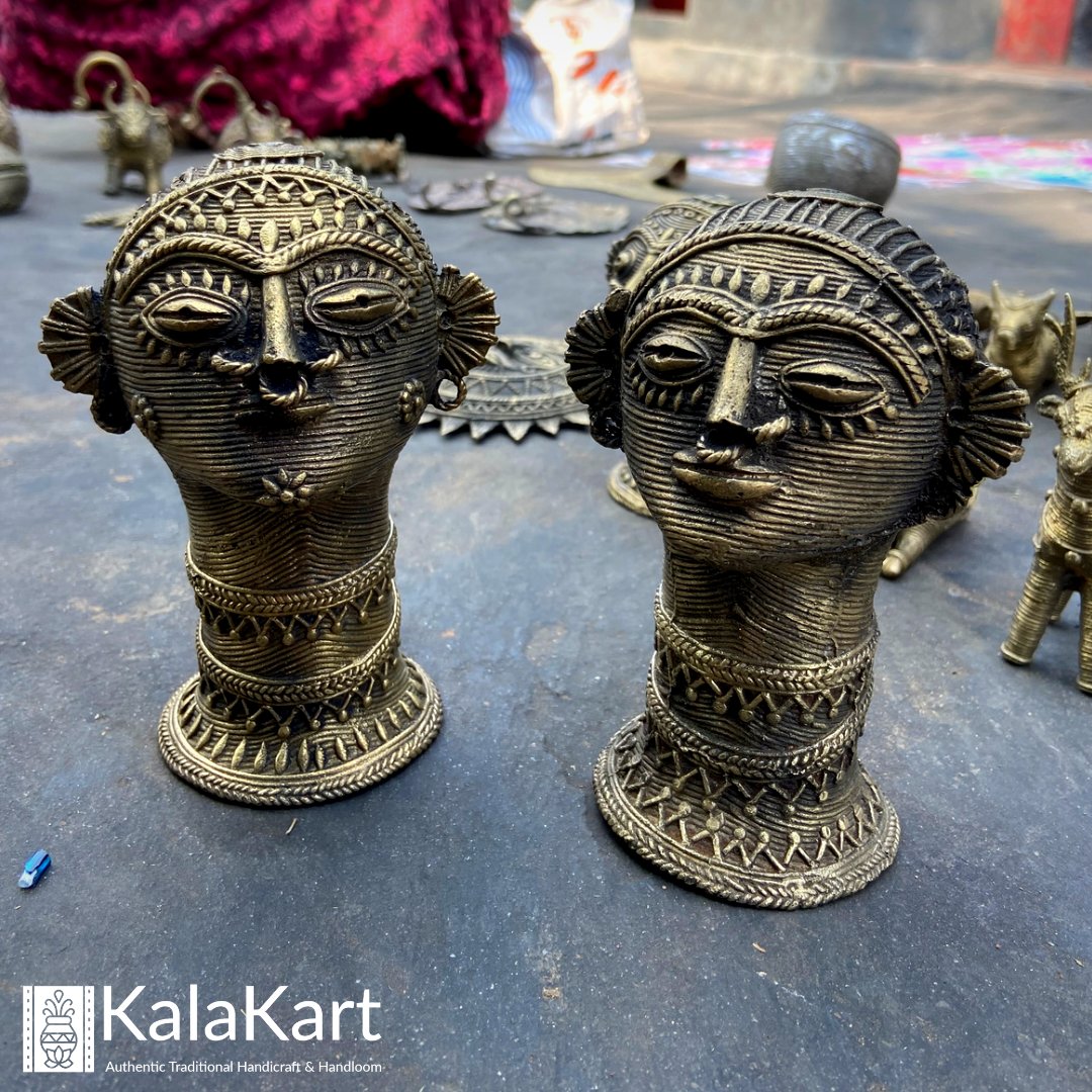 TheKalaKart's tweet photo. Meet the #CraftsOfOdisha
If something can give you the best Antique Vibes, then it has to be Dhokra.
Dhokra Craft dates back over 4,000 YEARS to the Indus Valley Civilization & Mohenjo-Daro days. It's arguably one of the oldest Crafts that continues to live & thrive even today. https://t.co/gVhVbkfVBl