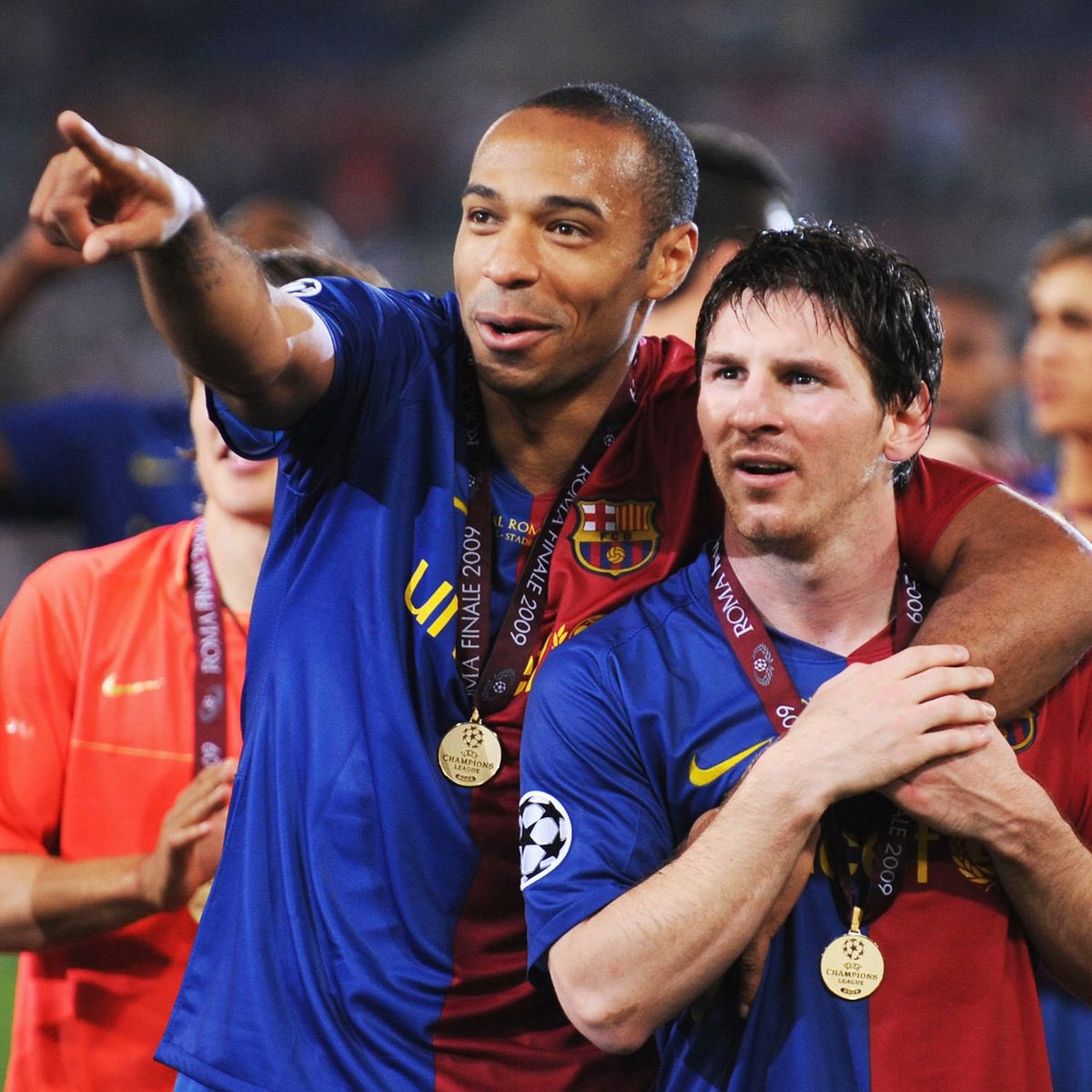 FrankKhalidUK's tweet photo. Thierry Henry: "When Messi was fouled in training and the coach didn't give a free-kick, he would go to the goalkeeper and ask for the ball, just like when you are at school. He then took the ball and dribbled past the entire opposing team to score."  🐐 https://t.co/XEoQLKGA5P