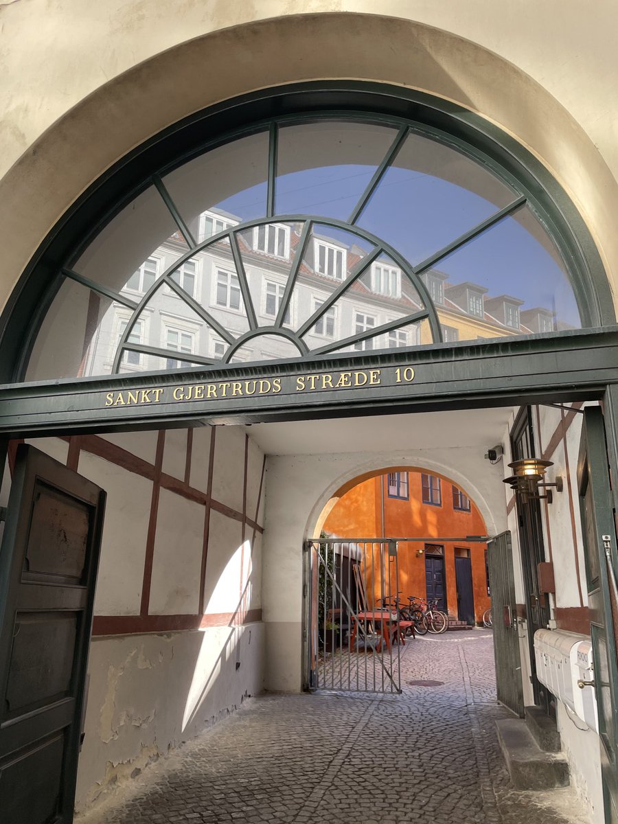 lasersilma's tweet photo. My morning flight yesterday was canceled and I got to gray Copenhagen from sunny Helsinki much later than planned. But now I’m here, the rain has stopped and the sky is blue! At least for now. This gate has to make a guest appearance in #doorwaysofhelsinki https://t.co/Sec3SiheER