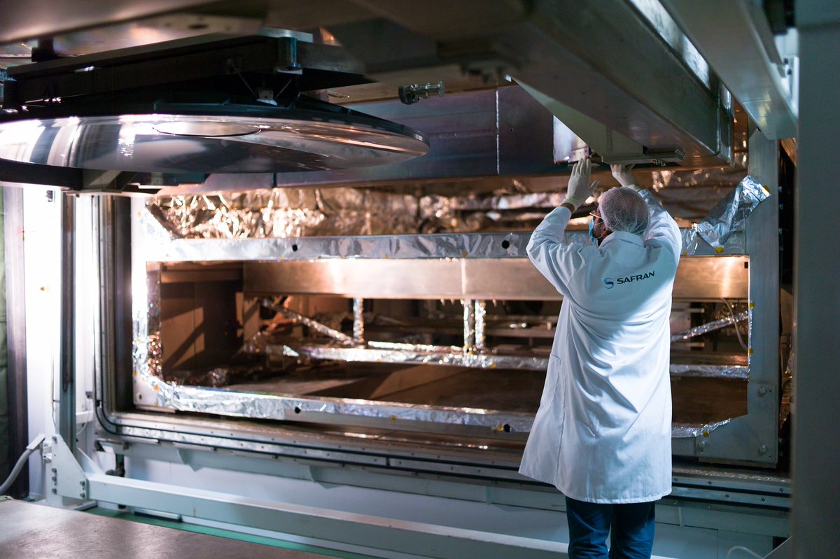 SAFRAN's tweet photo. 🔎 Focus on @SAFRAN Reosc, a world #leader in high performance #optomechanical systems.
💡Specialized in the design of #innovative instruments dedicated to #astronomy, #space, #defense and #laser industry for 80 years.
#spacegeek https://t.co/BL8x5bb3BD