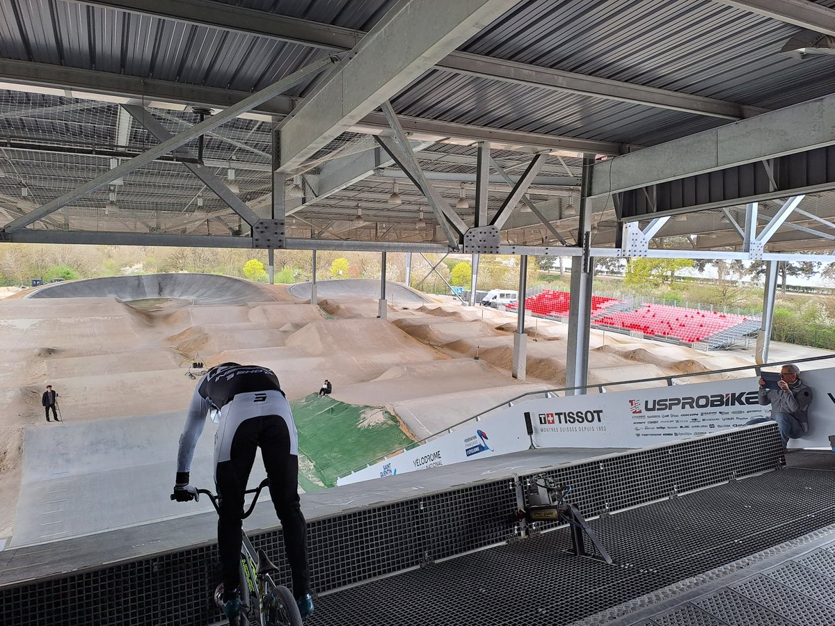 EmmanuelBrunet's tweet image. Test départ en BMX avec @Polytechnique à @FFCyclisme @Velodrome_nat @sqy 
@PerfAnalytics24 @Phyling_sport