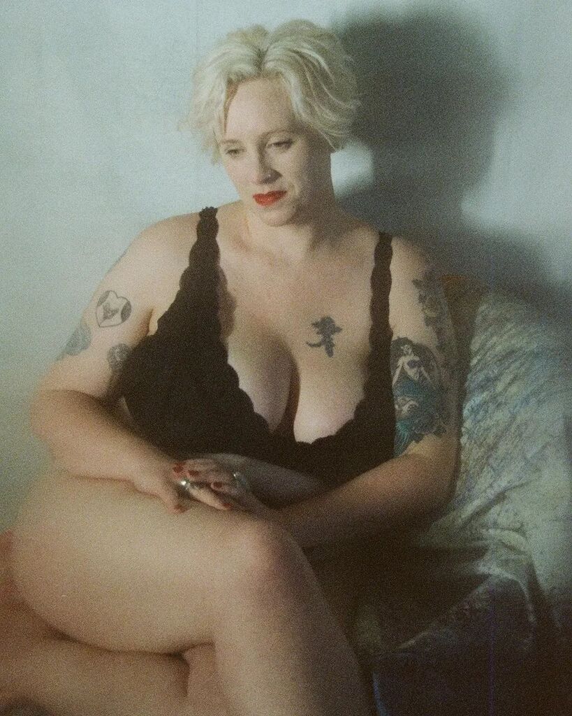 ms_veness's tweet photo. The delight that is @_rebecca_claire_ on @cinestillfilm at mine before Christmas now.
#portraitphotography #nograinnoglory #back2thebase #lingeriemodel #35mmfilm #filmphotography #filmsnotdead #filmforever #35mmphoto https://t.co/bwISfMqpFC https://t.co/fBYg6JAmbg