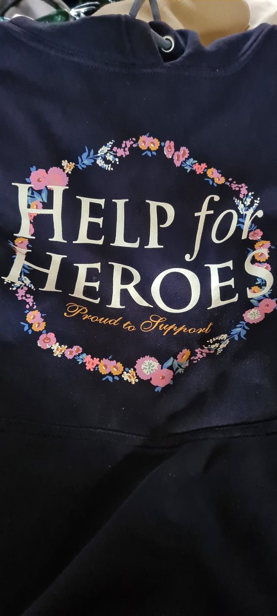 AnnaJones74's tweet photo. @KensingtonRoyal @HelpforHeroes Rest in peace Bryn Parry. Condolences to family and friends. Being part of a great charity. Without you, Miliary Veterans would not get the supply the desperately needed. My hoodie will be worn with honour today 🌈 #Rip #helpforheros #brynparry https://t.co/Qkp1zw4Tkn