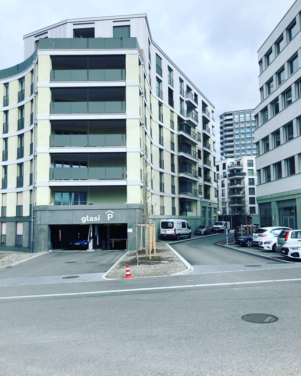 stadtlandschaft's tweet image. #glasi #bülach oder schnelles #bauen unter dem #deckmantel der #architektur #immobilienbusiness