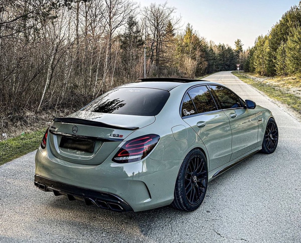 motorforms's tweet photo. C63s AMG 🐊 https://t.co/23Oa8ikhKL