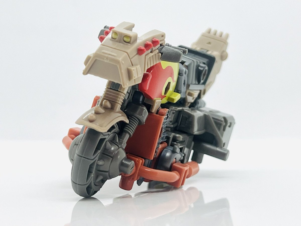 rainspeak2010's tweet photo. 真棒!
#變形金剛 #垃圾星人 #博派 #回收車
#transformers #transformerstoys #robot #transformerrobot #transformerslegacy #crashbar #autobots #transformersautobots https://t.co/HeTjHmLlzG