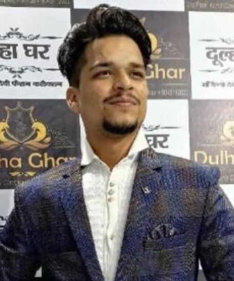 हाथरस : तेज रफ़्तार कार के सामने आई नीलगाय, दर्दनाक हादसे में  रेडीमेड कारोबारी की मौत, दो की हालत गंभीर
#hathras <a href="/hathraspolice/">HATHRAS POLICE</a>