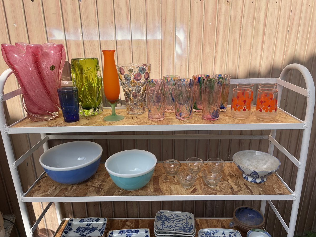 atptic's tweet photo. 新入荷です〜！
#ALLTOMORROW'SPARTIES#アンティーク#ジャンク#オールトゥモローズパーティーズ#ヴィンテージ#レトロ#昭和レトロ#古道具#骨董#ヴィンテージチェア#ヴィンテージライト#マスク#仮面#アフリカ#チベット#フラワーベース#版画#リトグラフ#フォークロアアート#プリミティブアート https://t.co/wmQeaYparD