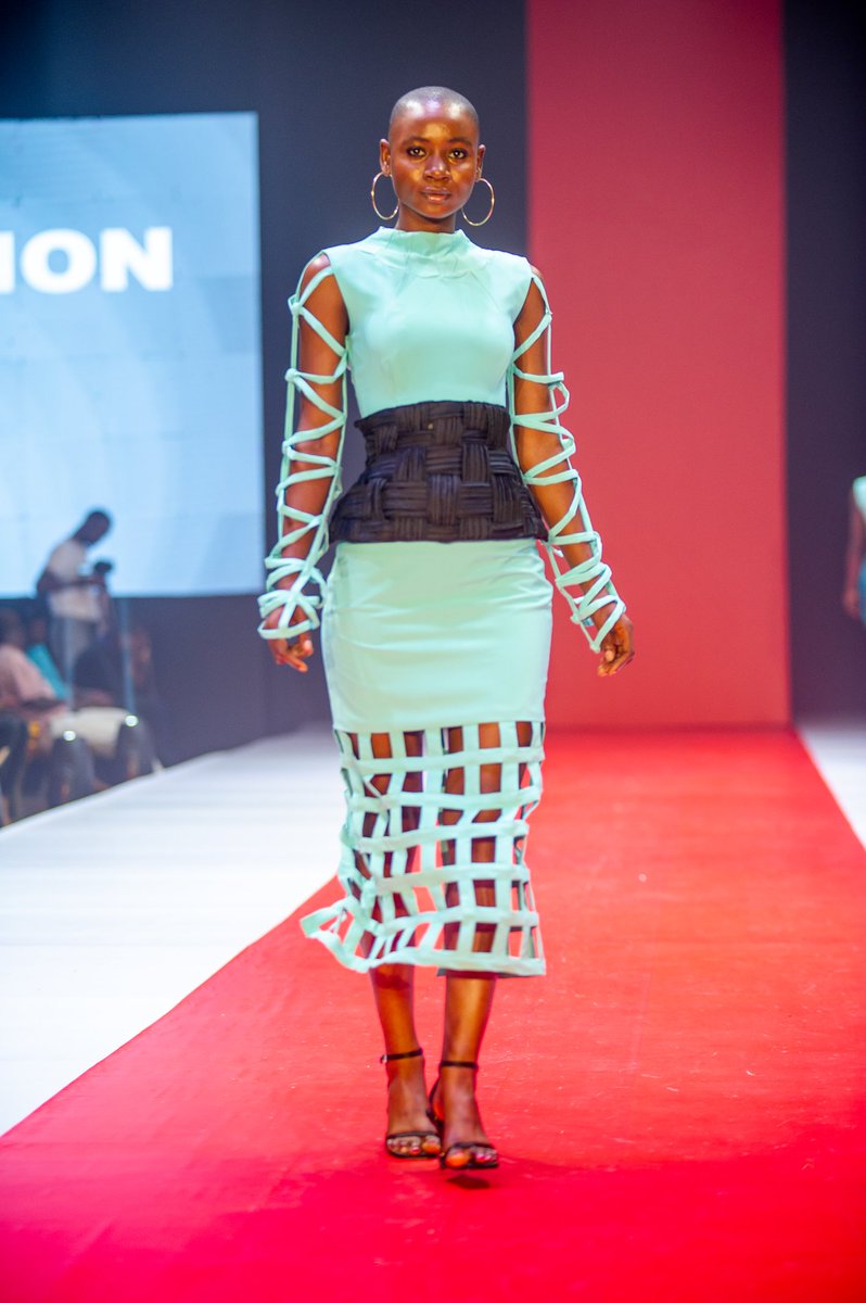 Muyiwa4tography's tweet photo. LIQUID FASHION & DESIGN showcasing on the runway @afwnigeria
#runwayshow
#muyiwa_photography
#afwn2022
#fashiondesigner #clothingbrand
#fashion #fashionshow #clothigs
#fashionbrand #fashionblogger
#fashiononline #adire #adireworld https://t.co/CDEdGxhgRb