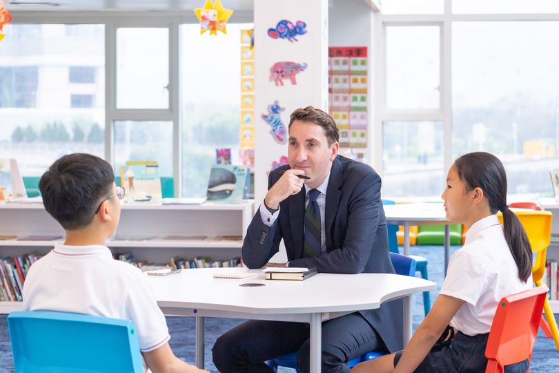 Two Scholars returned for a quick catch up last week. As conversation ebbed and flowed, old memories returned. "It’s only after you leave, that you really understand what a special place Shrewsbury is," explained one.

shrewsbury.edu.hk/news/stories/a…

#WeAreShrewsbury
#TogetherWeFlourish