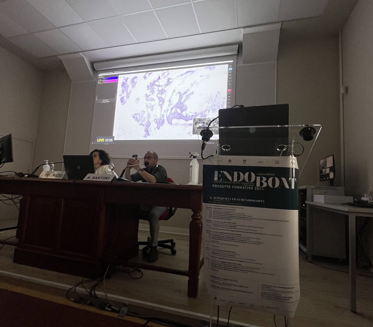 GiuffridaPaolo's tweet photo. At #ENDOBOAT2023, Prof. Fusaroli shows how to perform #EUS guided tissue acquisition of pancreatic lesion.
Thanks to the Vivascope technology, #anatomopathologists make immediate diagnosis of #PDAC 
#Forli #endoscopy #EUS https://t.co/v2etXEzpkD