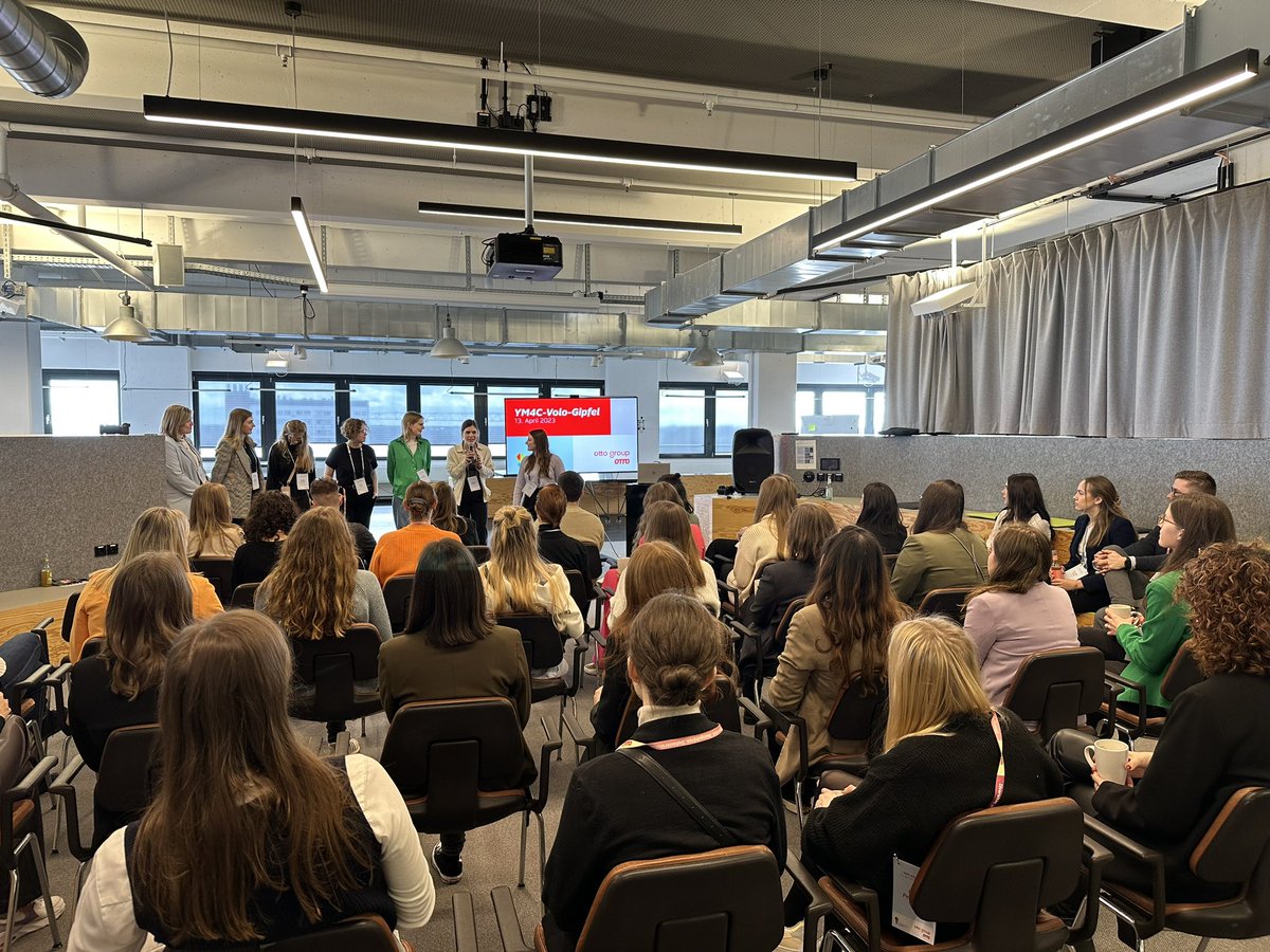 Nico Kunkel (@prreporter) on Twitter photo Volos unter sich… Nach zwei digitalen Ausgaben trifft sich die #YoungMinds4Comms Community heute endlich wieder live zum Volo-Gipfel. Danke an <a href="/OttoGroup_Com/">Otto Group</a> & #ottocomms für die Einladung nach Hamburg! Volos unter sich… Nach zwei digitalen Ausgaben trifft sich die #YoungMinds4Comms Community heute endlich wieder live zum Volo-Gipfel. Danke an <a href="/OttoGroup_Com/">Otto Group</a> & #ottocomms für die Einladung nach Hamburg!