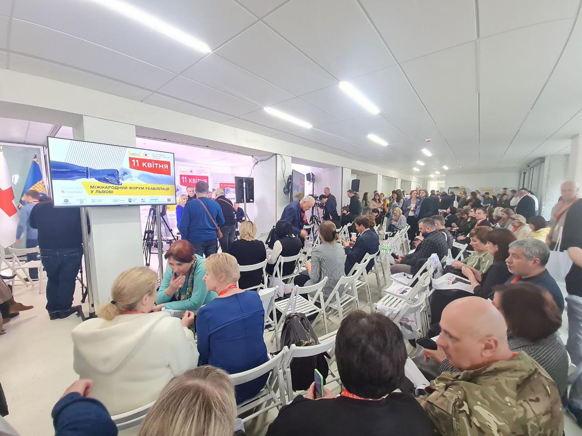 UA_Communities's tweet photo. The residency participants took part in the International Rehabilitation Forum and the opening of the new building of the National Rehabilitation Center @UnbrokenProjec1 in #Lviv. https://t.co/HIpLBj4M94