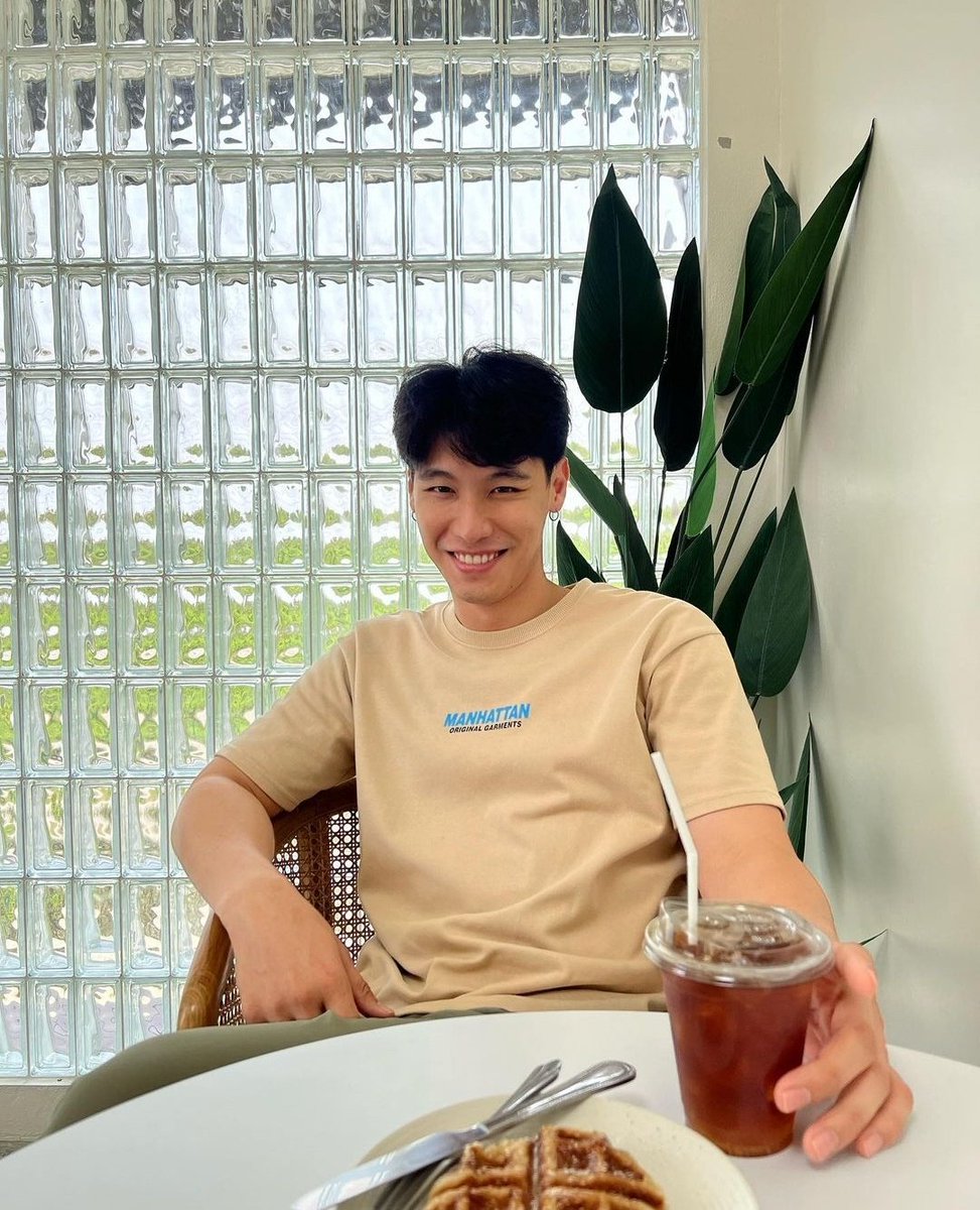 plapodd_fanclub's tweet photo. สงกรานต์ไม่สาดนำ้ได้มั้ย 
อยากสาดความรักใส่พี่ป๊อดค่าาา 💦

IG : plapodd
@plapodd
#PlapoddSuphakorn 
#เป็ดน้อยของป๊อด https://t.co/2BTGkZU3SH