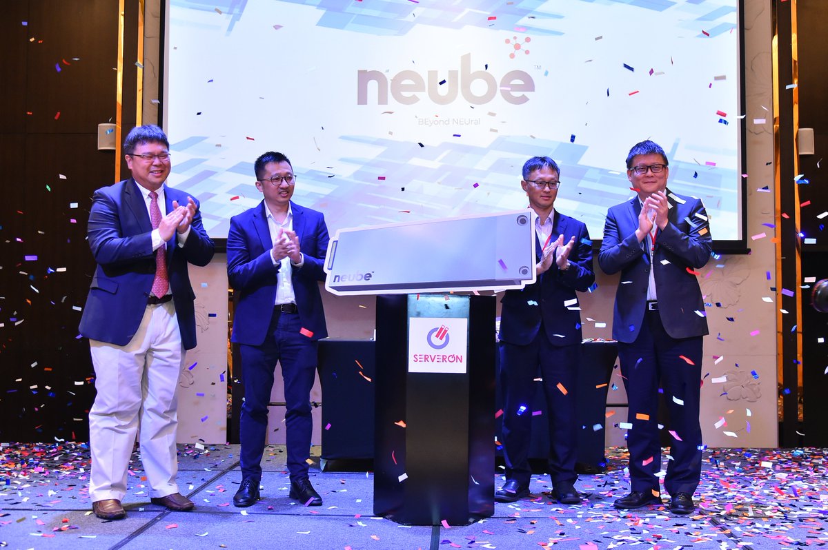 Serveron_SB's tweet image. Nextwave Technology Showcase 2023

A big thank you to everyone who joined us yesterday for this special occasion, where we witnessed the signing of an MoU between ServerOn and Phison Electronics Corps. under the brand NEUBE

 #ServerOn #Phison #NEUBE