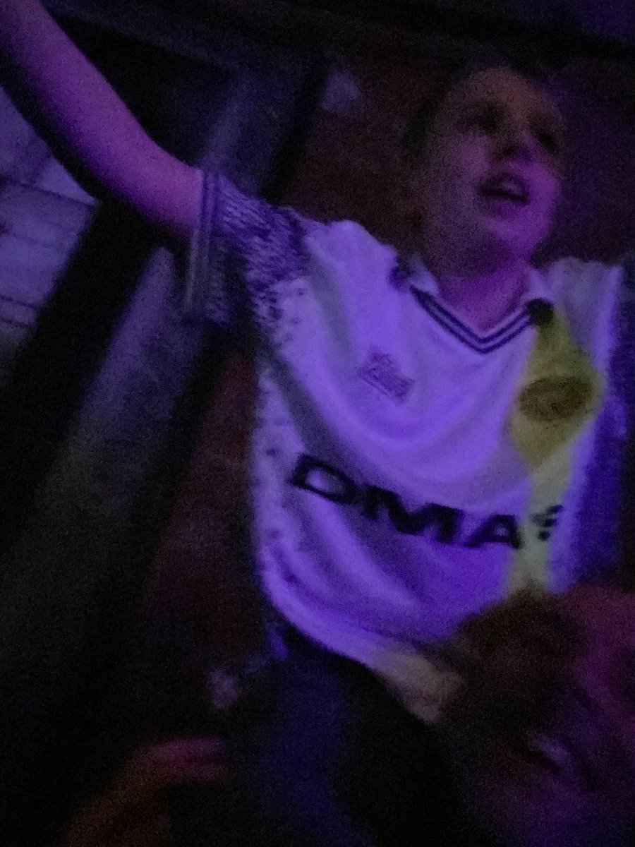 mrlcath's tweet photo. 1st live gig for my boy last night @dmasmusic @JohnnyTook1 @TommyODell9 @glittergraphixx @dmasmusic @engineshed amazing night! Thanks for a memory to last a lifetime 😍 https://t.co/BFRpXY7Z98