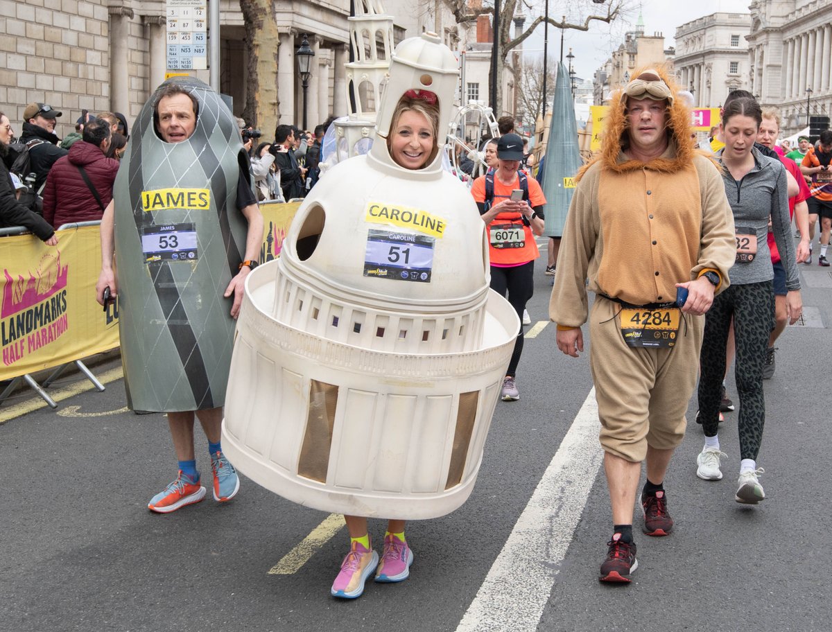 LLHalf's tweet photo. 🤩Shout out to all the incredible #fancydress runners and charity mascots who braved 13.1 miles in their awesome costumes at #LLHM2023. Check out some of our favourite costumes! 🎉

Let us know if you spotted any quirky characters 👇 https://t.co/OF9g5xcMBg