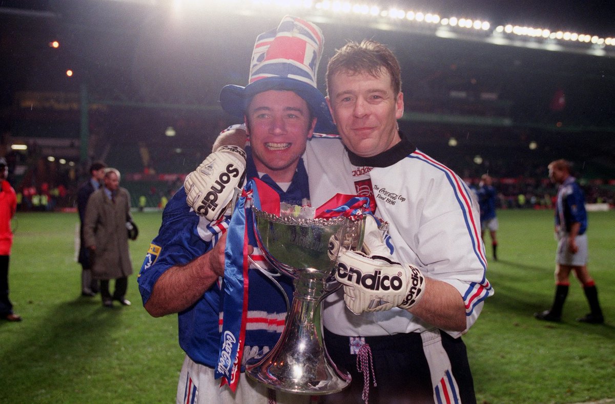 kennylanglea's tweet photo. Remembering Andy Goram. Born this day in Bury in 1964. Goalkeeper. Best remembered for his time in goal for Rangers and Scotland. He won 5 league titles, 3 Scottish Cups and 2 League Cups with Rangers #AndyGoram #Rangers 🥀 https://t.co/2qS38rh5Fv