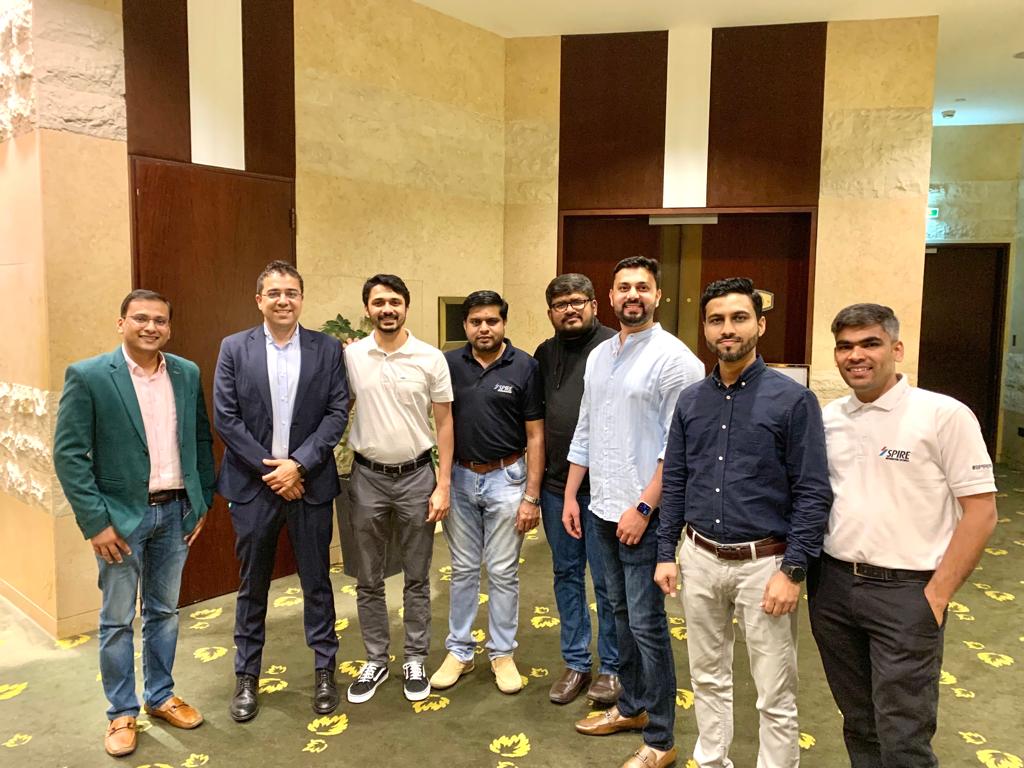SpireSolutions's tweet image. A huge thank you to our awesome Channel Partners and Tech Partners for joining us in breaking fast and for a memorable night! Your presence was a cherry on top of an already delicious evening.

Let&apos;s keep the conversation going!

#IftarSuccess #NetworkingNinja #BusinessBites