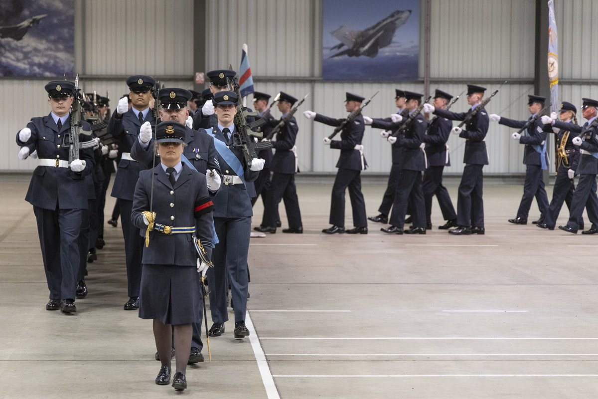 RAFHalton's tweet photo. Congratulations to the latest recruits to graduate from the Basic Recruit Training Course (BRTC) at RAF Halton.
We wish you the best of luck in your RAF careers.
#RAFMS #RAFRecruitment https://t.co/XV9TBWYNfG
