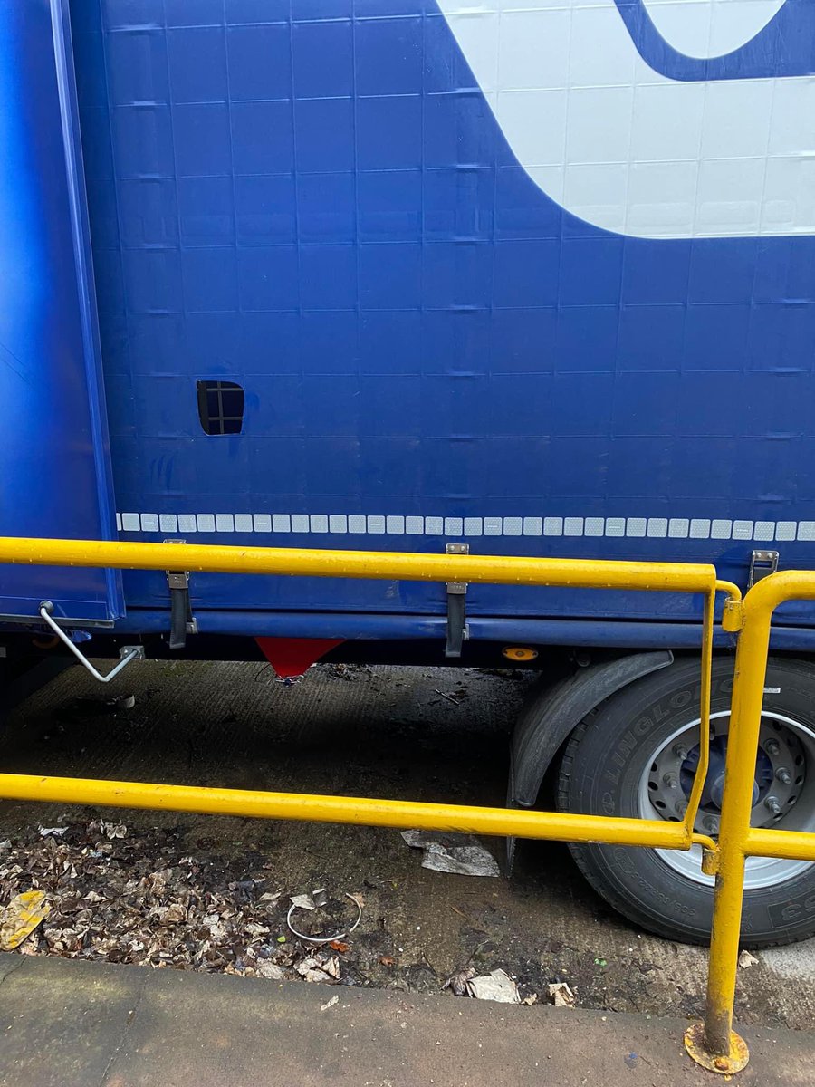Ulcerby truck stop last night. The back door was open, mindless <a href="/NaVCIS_UK/">NaVCIS</a> <a href="/SaferStops/">BetterBreaksSaferStops</a> <a href="/SafePark5/">SafePark</a> <a href="/rhapaulallera/">@RHAPaulAllera</a> <a href="/RHANews/">RHA</a> <a href="/_transportnews/">Transport News</a> <a href="/Comm_Motor/">Commercial Motor</a> <a href="/TrucknDriver/">Truck & Driver</a> <a href="/BusinessCrimeUK/">NBCC - National Business Crime Centre</a>