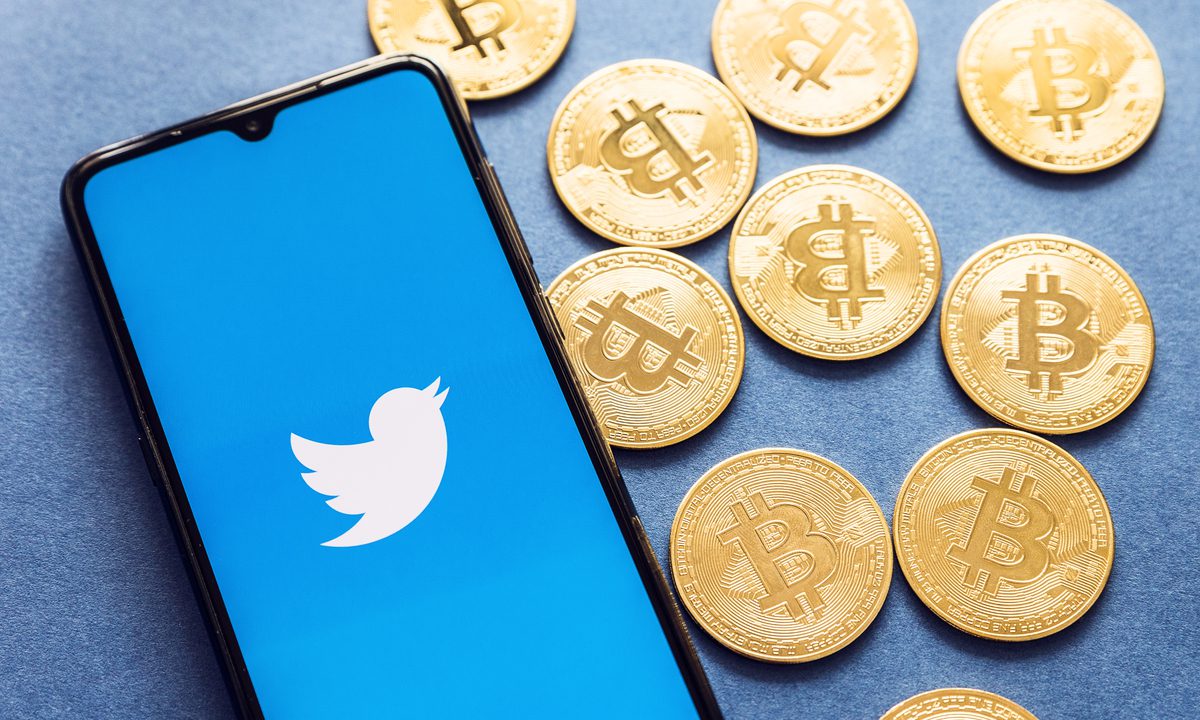 #Twitter is reportedly set to introduce a new feature that will allow users of the platform to trade #cryptocurrencies and stocks.🔥