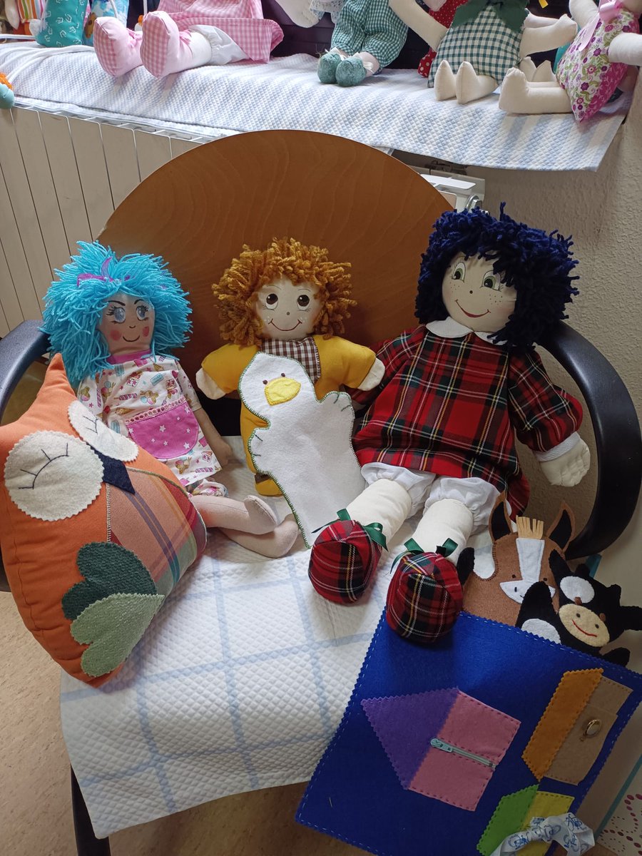 APACIcardio's tweet photo. ¡Hola familias! El Centro Social de Personas Mayores de Mieres nos ha donado todos estos juguetes ¡muchísimas gracias! Será de mucha ayuda para todas las familias de Apaci ❤️ https://t.co/3pWirE7ZAo