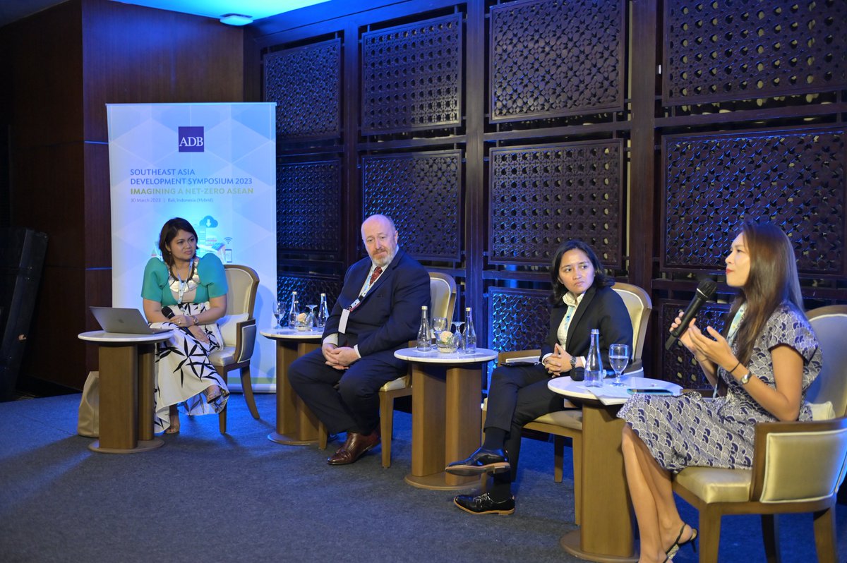#SEADS23 in #Bali. The #cloud is a key #enabler of #Asean meeting its #climate and #sustainability goals. Thank you, <a href="/ADBSEADS/">ADB SEADS</a> for the opportunity to chair this panel. <a href="/awscloud/">Amazon Web Services</a>