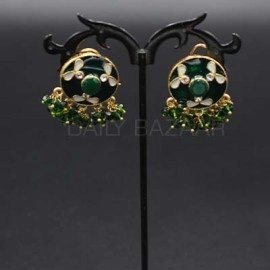 Golden And Green Earrings
dailybazaar.pk/Golden-Green-E…
#womensEarrings