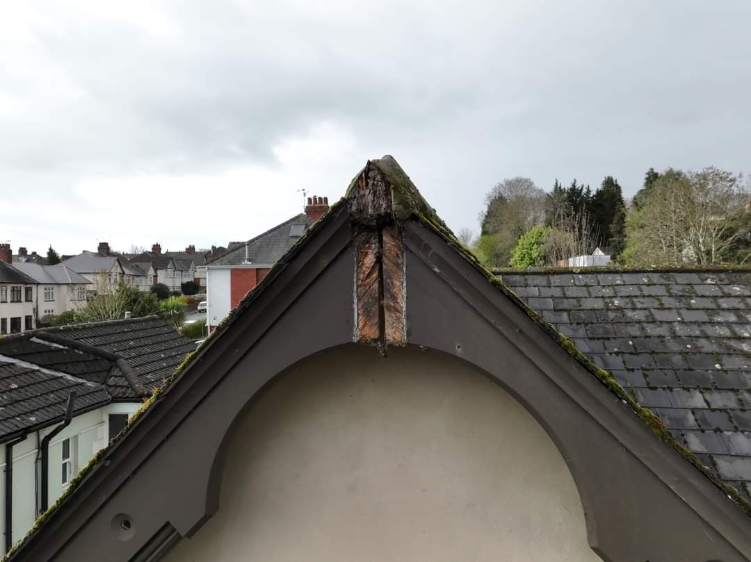 AerialJw's tweet photo. Another call out this morning after strong winds hit South Wales.

The client was worried the facia was letting water in. With a quick scan with the drone, the client can now take the necessary steps to repair the damage.

https://t.co/Qgu3naqLOR

#drones #survey #inspection https://t.co/0IsCyZf752