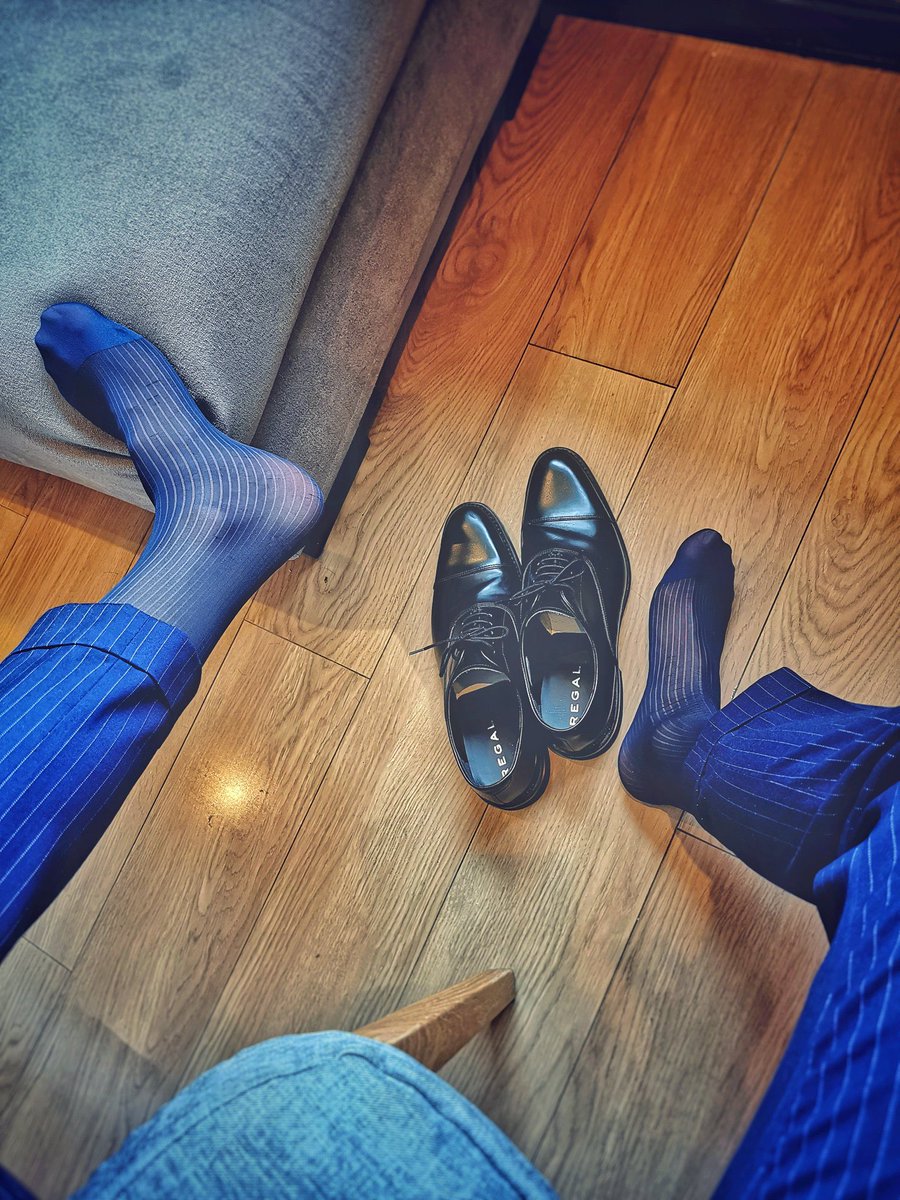 有愿意给直男m寄尿的嘛，联系我！！！最近有聊几个直男m想喝尿！有想法的私信我！！！！