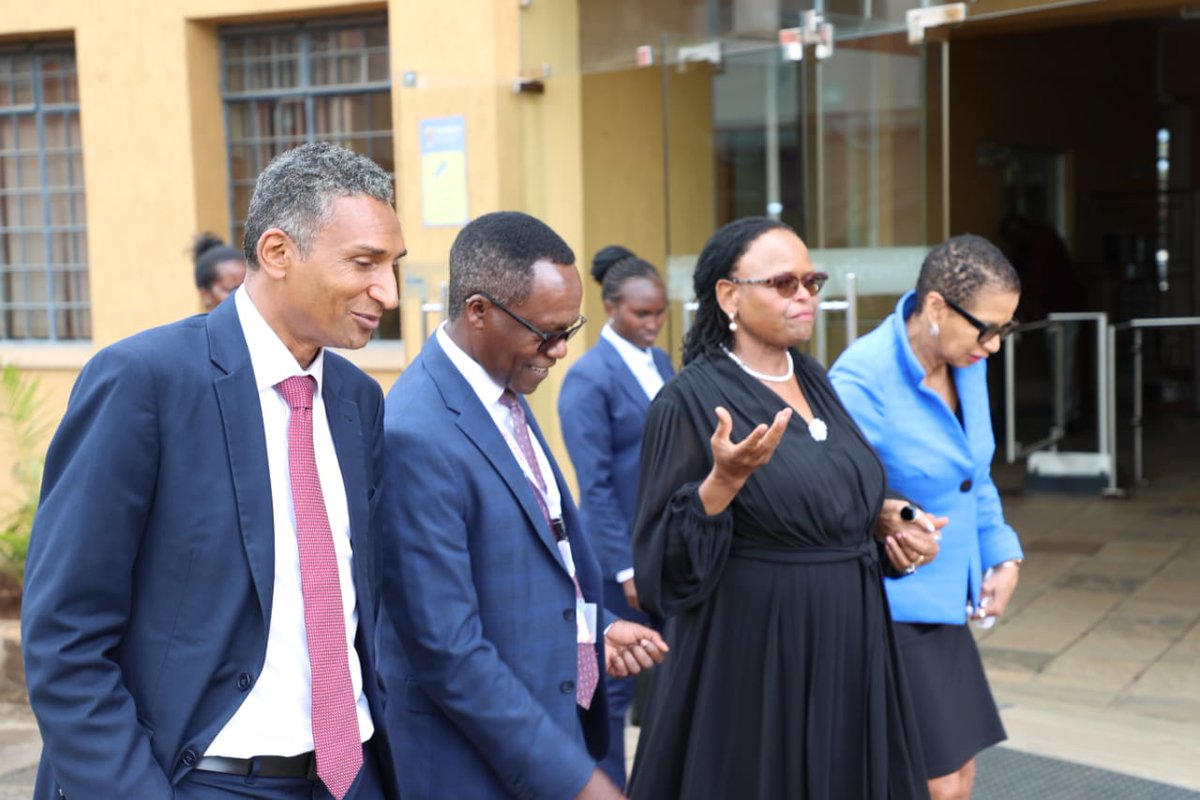 The importance of an effective dispute resolution system cannot be understated. As a country, we must ensure that our legal system is accessible, efficient, and equitable for all. CJ Martha Koome #Mediationsummit2023 <a href="/StrathU/">Strathmore University</a>