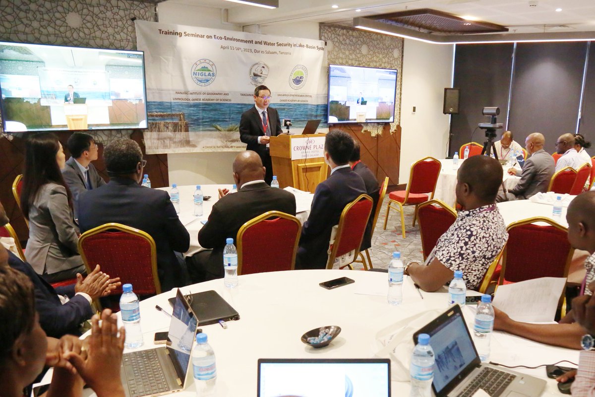 ChineseEmbTZ's tweet photo. A training seminar on Eco-environment and Water Security is being held in Dar es Salaam, which is co-organized by Nanjing Institute of Geography &amp; Limnology, Chinese Academy of Sciences (NIGLAS) and Tanzania Fisheries Research Institute (TAFIRI). (1/2) https://t.co/YlEMy80A60