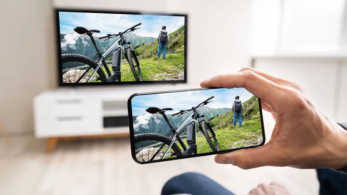 CeotechI's tweet photo. Collegare il telefono alla TV con Bluetooth: la guida pratica
#Audio #Bluetooth #Consigli #Cuffie #Guida #Mobile #SmartTV #Smartphone #Tech #TechNews #Technology #Tecnologia #Telefono #Televisore #TV #Video
https://t.co/Vs3LS3wCSZ https://t.co/2aghpUYtD6