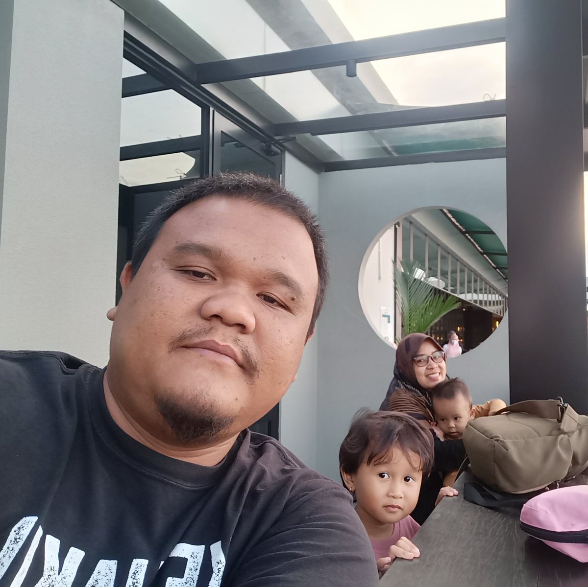 fadlieffendy's tweet photo. #FotoProfilBaru https://t.co/hgK7vSSk2a