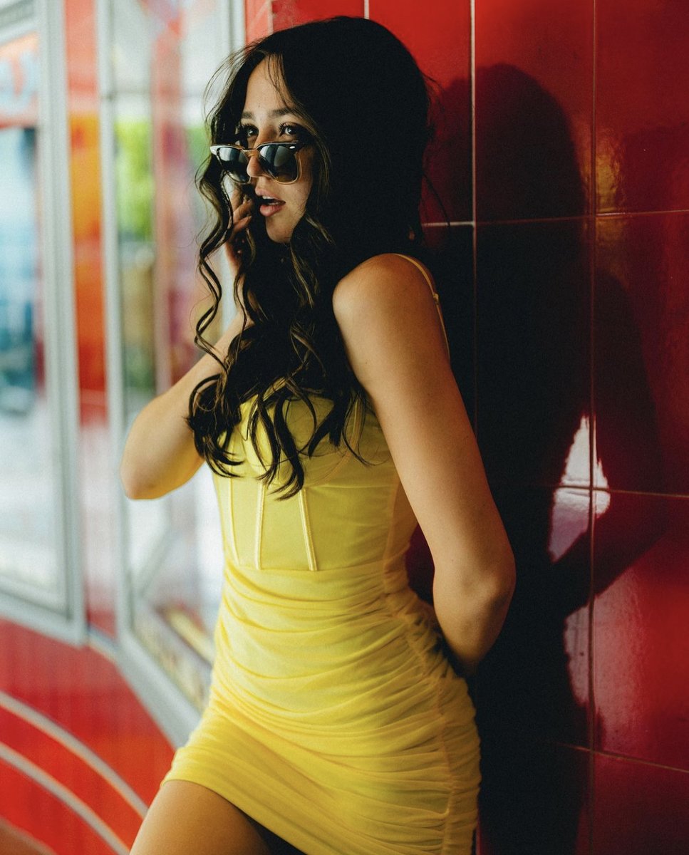 modelvaleriaa's tweet photo. Yellow Dress Shoot around town.... #model #fashionmodel #photoshoot #Editorial #highheels #sexy #fashionblog #repost #picoftheday #promotionalmodel #fitnessmodel #modelbrand #bookingsavailable #dm2book https://t.co/M2OQPFo2xt