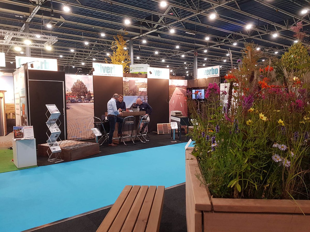 Op de Nationale Klimaat Expo worden alle mogelijkheden, problemen en oplossingen rond klimaatbestendige en biodiverse openbare ruimte getoond en besproken. Naast klanten van ZeeBoer b.v. is ook collega #MarloesFreschi aanwezig, wie weet komt u haar tegen!
buff.ly/3GFMvR9